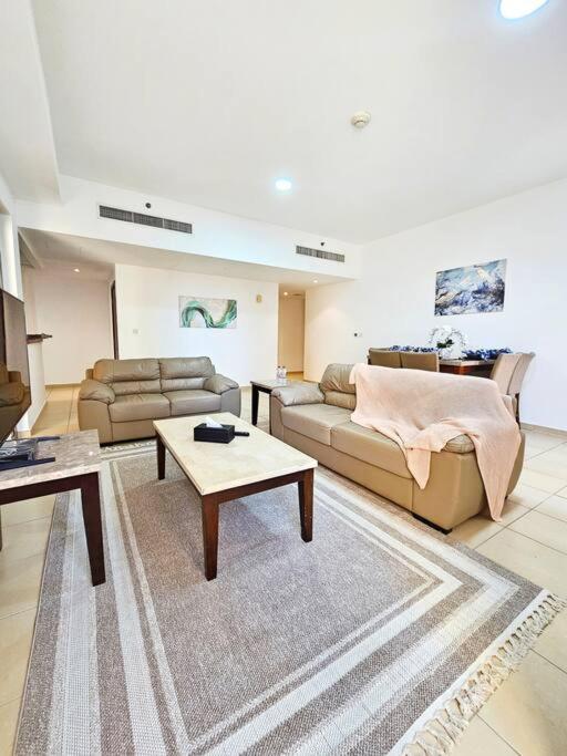 Luxury Jbr 24 Appartement *
